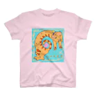 さくらんぼねこのにゃんまき Regular Fit T-Shirt