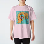 さくらんぼねこのにゃんまき Regular Fit T-Shirt