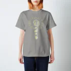 雁花工房（寄付アイテム販売中です）の心臓は大事（虹色） Regular Fit T-Shirt