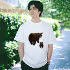 Makiko Goto goods storeの冬眠めざめのおやこヒグマ Regular Fit T-Shirt