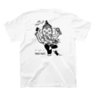 スパイスカレーと珈琲 ティケの表ロゴ・裏がねちゃん Regular Fit T-Shirtの裏面