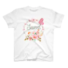 Japan  KAWAIIのフローラルリース Regular Fit T-Shirt