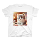 Kokko’s AI Artのふわふわ子猫のぬくもりTシャツ Regular Fit T-Shirt