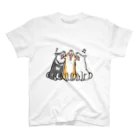 真希ナルセ（マキナル）の歌う三柴（赤・黒・白） Regular Fit T-Shirt