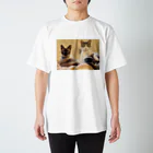 モカちゃんのモカちゃんとゴマちゃん Regular Fit T-Shirt