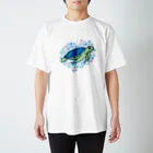 有限会社ケイデザインのウミガメさんの海【2】 Regular Fit T-Shirt