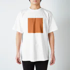 「Birth Day Colors」バースデーカラーの専門店の8月27日の誕生色「マスクメロン」 Regular Fit T-Shirt