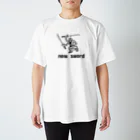 親戚一同ショップの新しい刀が嬉しい忍者 Regular Fit T-Shirt