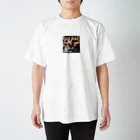 しんの考え事している猫 Regular Fit T-Shirt