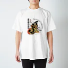 宝虫プロダクションのThe Keisei Suikoden:女弓執の花的 Regular Fit T-Shirt