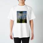 Art Baseのクロード・モネ / 1875 / The Promenade, Woman with a Parasol / Claude Monet Regular Fit T-Shirt