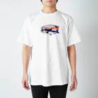 イラスト MONYAAT のサーモン サモタンの夢    ちいさめ Regular Fit T-Shirt