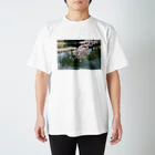 フィルムカメラのある生活の花のある生活 #02 Regular Fit T-Shirt