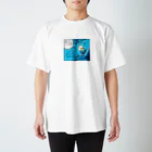 ぷりぷりうちゅうじんとぽこチャの店の捨てプリンとの出会いTシャツ Regular Fit T-Shirt