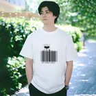 灯さかすのHello!バーコード Regular Fit T-Shirt