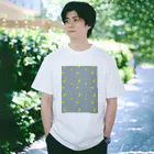 チャイムデザインの雪の結晶 Regular Fit T-Shirt