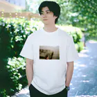 Mのささやかな愛情 Regular Fit T-Shirt
