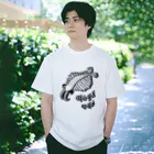 LalaHangeulのアノマロカリス　ハングルデザイン Regular Fit T-Shirt