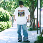 ドット絵グッズ販売の富士山を眺める二人 Regular Fit T-Shirt