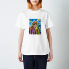 TAKE's artの笑うチンパンジー Regular Fit T-Shirt
