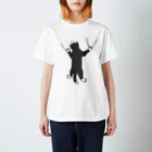 ざわ屋のしがみつく靴下猫 Regular Fit T-Shirt