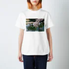 フィルムカメラのある生活の花のある生活 #02 Regular Fit T-Shirt