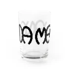 Sorihikiman Goods Shopの「メナノダ」ロゴ Water Glass :back