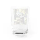 bootsのバーベキューをしているパンダ Water Glass :back