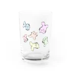 生き生き生活の品々の足のでっかい猫 Water Glass :front