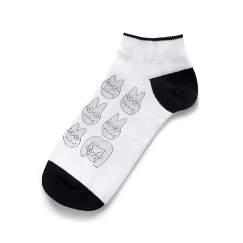 おこってるネコちゃん Ankle Socks