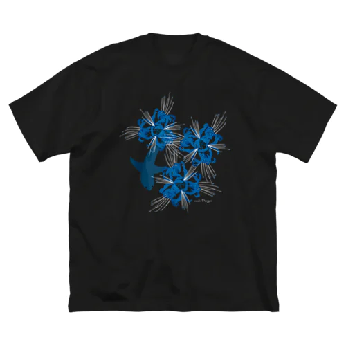 碧の彼岸花を泳ぐサメ Big T-Shirt