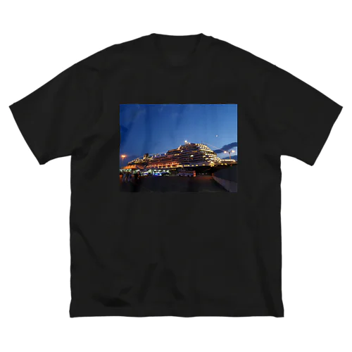 Gorgeous Ship Big T-Shirt
