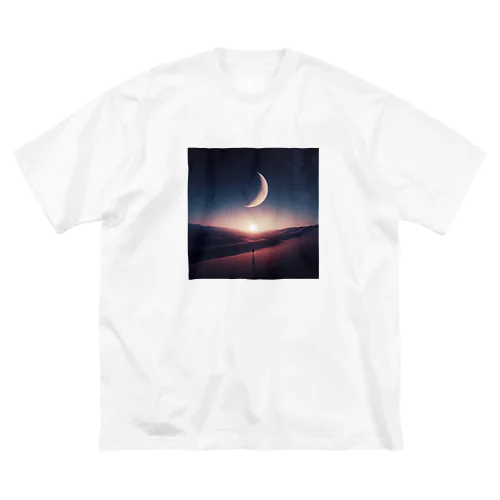 砂漠にかかる月 Big T-Shirt