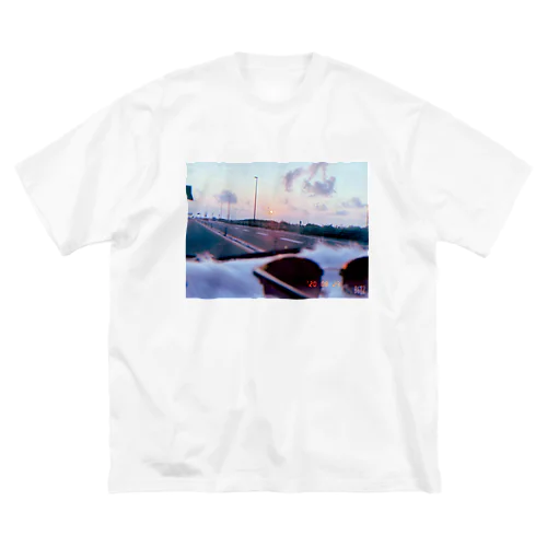 夕暮れと共に Big T-Shirt