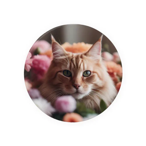 花束の中でくつろいでいるネコ[カラー] Tin Badge