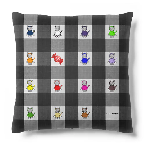 チェック柄に集結🐈🍙 Cushion