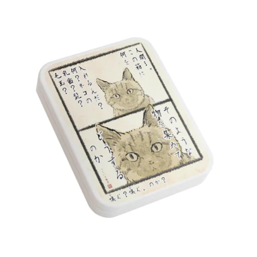 ネコ様がくださった宝物入れ Flat Tin Case