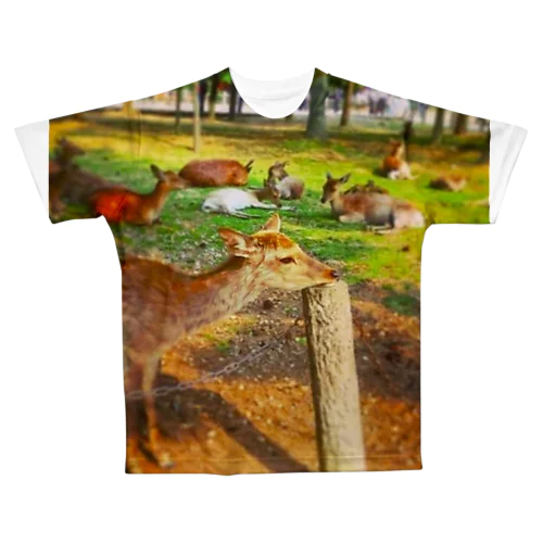 あごのせ奈良の鹿 All-Over Print T-Shirt