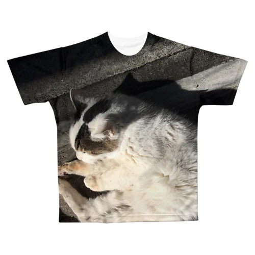ねこになった All-Over Print T-Shirt