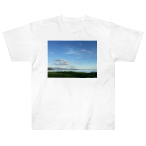 あおぞらとびわこにいやされます。 Heavyweight T-Shirt