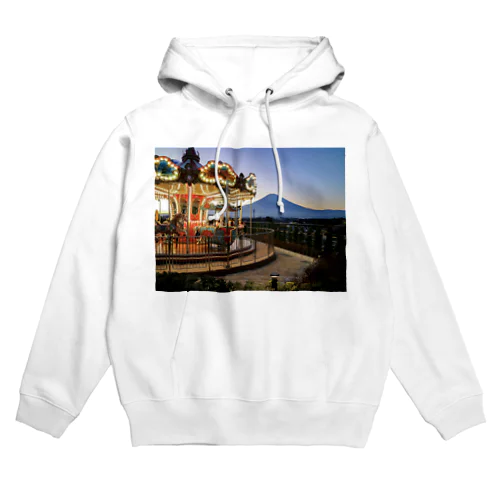 甘い夕景が包む空気で Hoodie