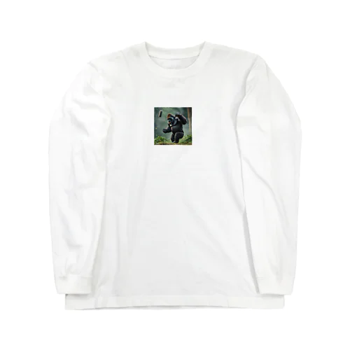 ハンマー投げで力強く回転するゴリラ Long Sleeve T-Shirt