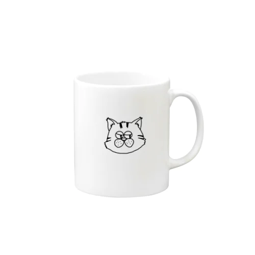 ニャンだよ？って睨んでいるネコさん Mug
