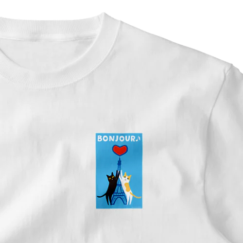 デザインにゃんこシリーズ　エッフェル塔で爪とぎする黒ネコとハチワレ One Point T-Shirt