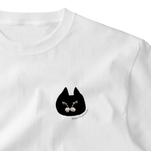 何やら考え中の黒猫くん🐟 One Point T-Shirt
