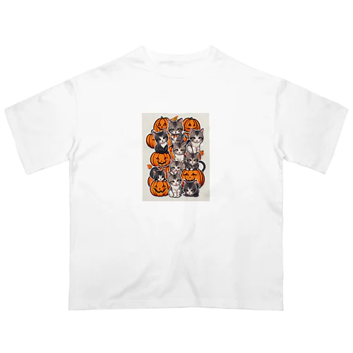 ハロウィンと猫 Oversized T-Shirt
