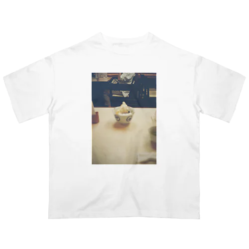 ボケボケ白玉クリームあんみつ Oversized T-Shirt