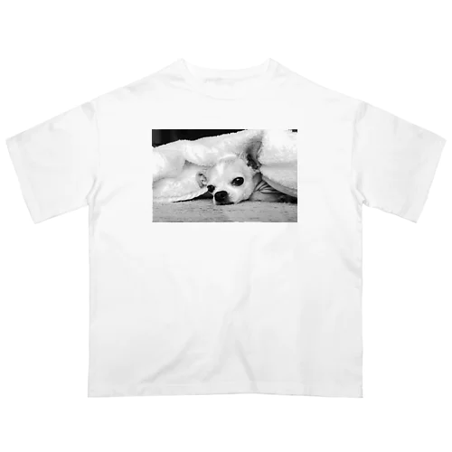 モノクロチワワ（アンニュイ1） Oversized T-Shirt