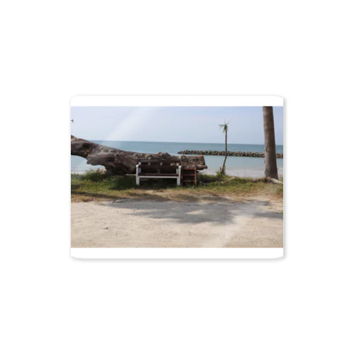 浜辺のベンチ Sticker