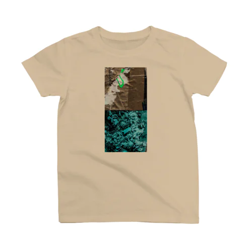 Peace trash (深海の浅瀬) Regular Fit T-Shirt
